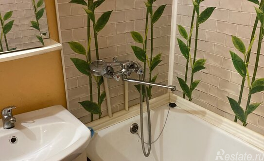 Продажа 1-комн квартиры на вторичном рынке Стачек пр-кт,  д. 105,  к. 3