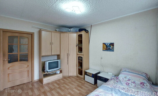 Продажа 3-комн квартиры на вторичном рынке Комендантский пр-кт,  д. 40,  к. 2