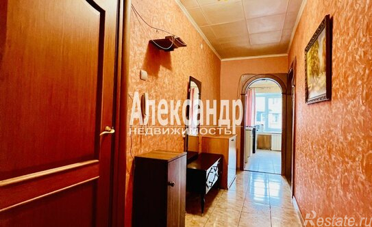 Продажа 3-комн квартиры на вторичном рынке Ковалёвская улица,  д. 25