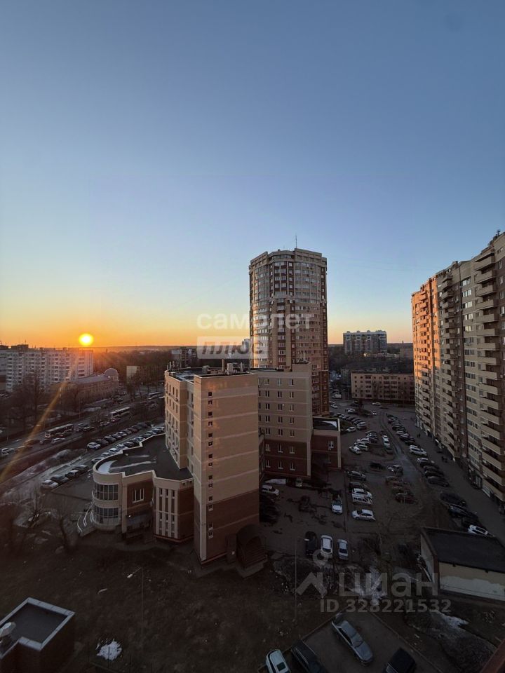 Аренда 2-комн квартиры на вторичном рынке Солнечногорск, Красная улица, 56