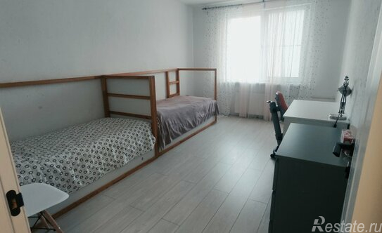 Продажа 3-комн квартиры на вторичном рынке Колпинское шоссе,  д. 38,  к. 1