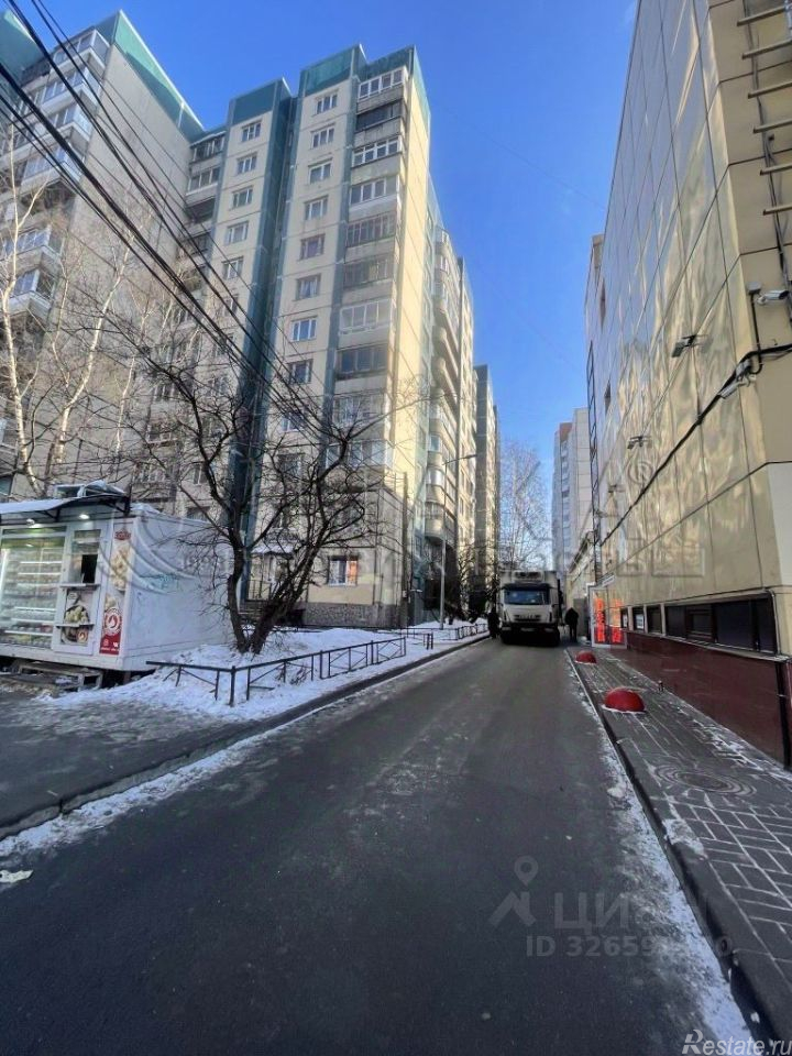 Продажа торгового помещения улица Уточкина,  д. 1 к1