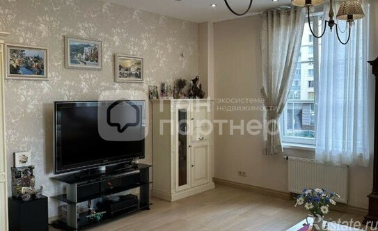 Продажа 2-комн квартиры на вторичном рынке Средний пр-кт,  д. 85