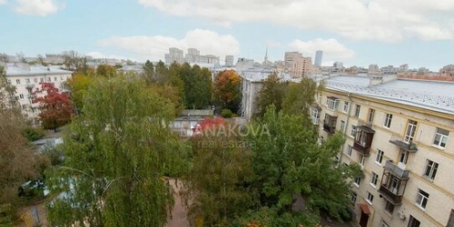 4-комн квартира Бассейная ул,  д. 27
