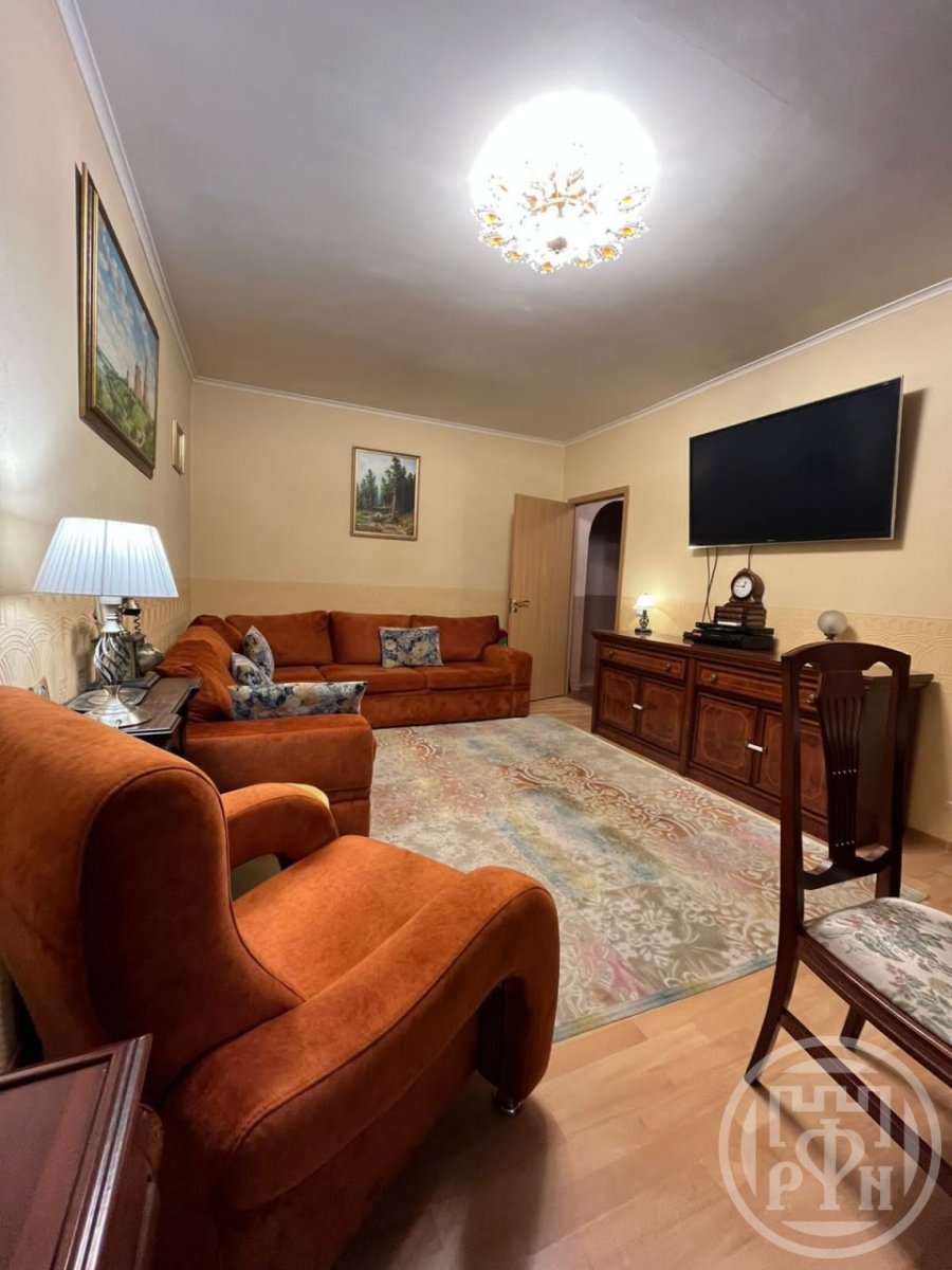 Продажа 4-комн квартиры на вторичном рынке Кировск г., Новая ул. ,  д. 28