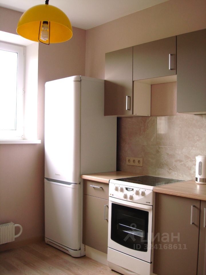 Аренда 2-комн квартиры на вторичном рынке улица Коненкова,  д. 19А