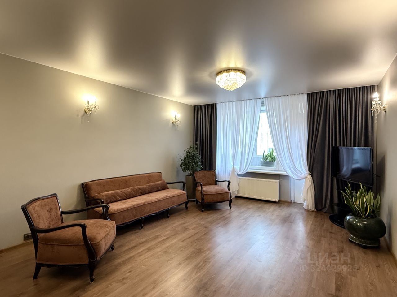 Аренда 3-комн квартиры на вторичном рынке Садовая-Триумфальная улица, 22/31