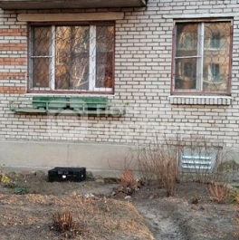 Продажа 2-комн квартиры на вторичном рынке Петергоф г, Разведчика б-р,  д. 8 к2