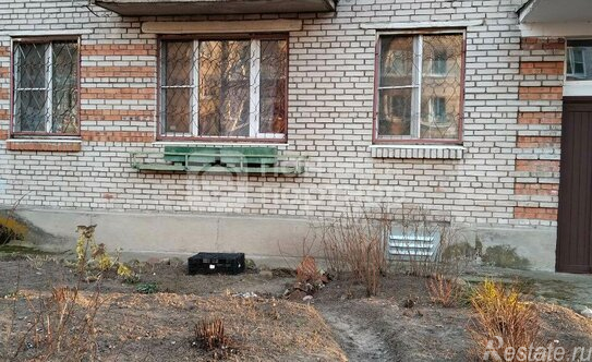 Продажа 2-комн квартиры на вторичном рынке Петергоф г, Разведчика б-р,  д. 8 к2