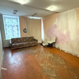 Продажа 2-комн квартиры на вторичном рынке Ждановская улица,  д. 21 литЗ