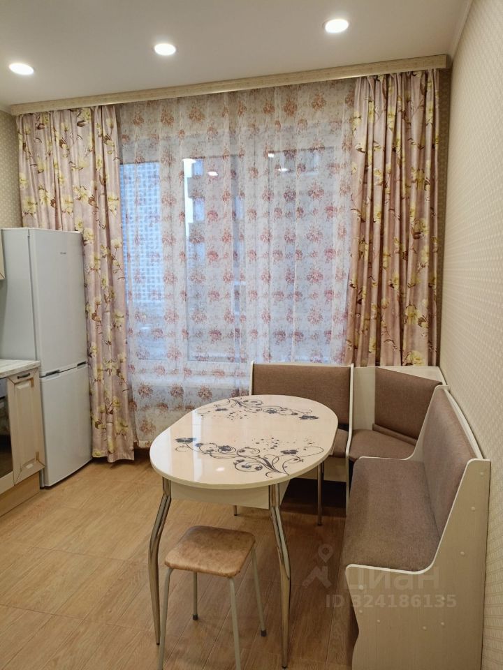 Аренда 1-комн квартиры на вторичном рынке Амурская улица, 1Ак2