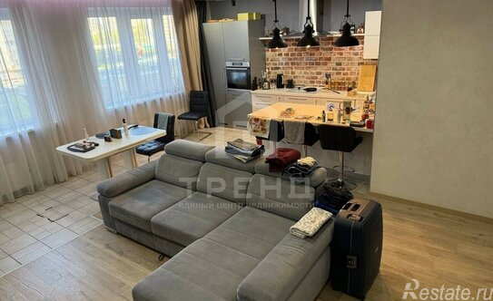 Продажа 2-комн квартиры на вторичном рынке Среднерогатская улица,  д. 9