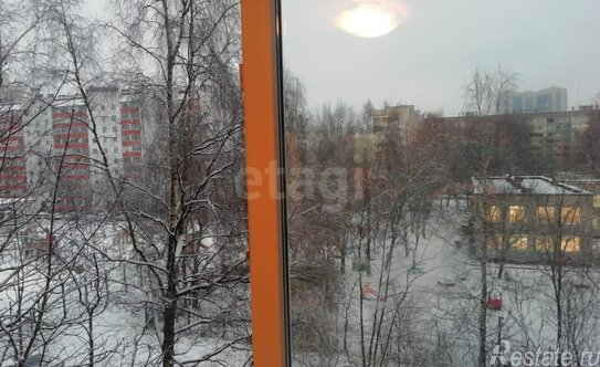 Продажа 3-комн квартиры на вторичном рынке Испытателей пр-кт,  д. 15,  к. 1