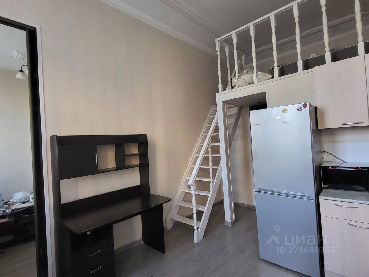 Продажа 5-комн квартиры на вторичном рынке Кирочная улица, 11