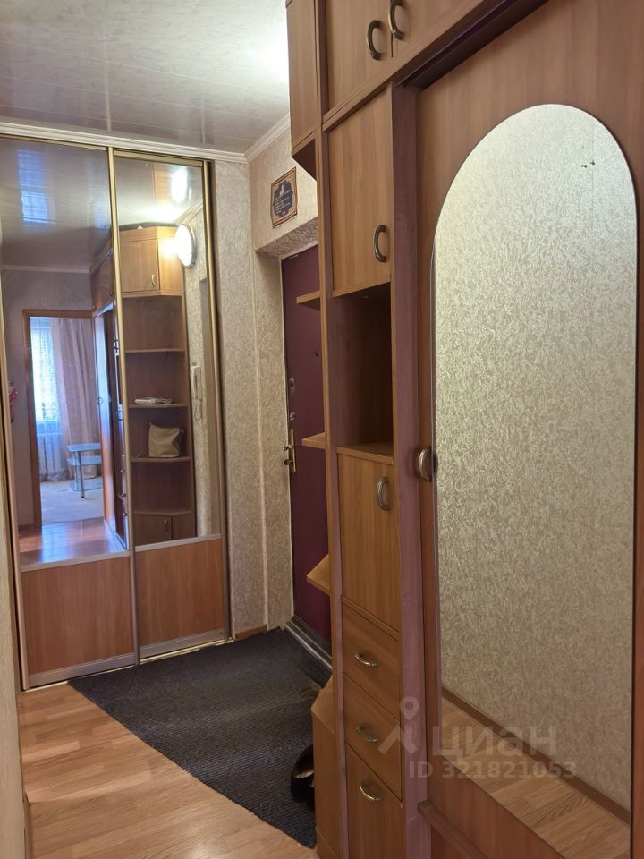 Продажа 2-комн квартиры на вторичном рынке Фряново пгт, улица Первомайская, 15