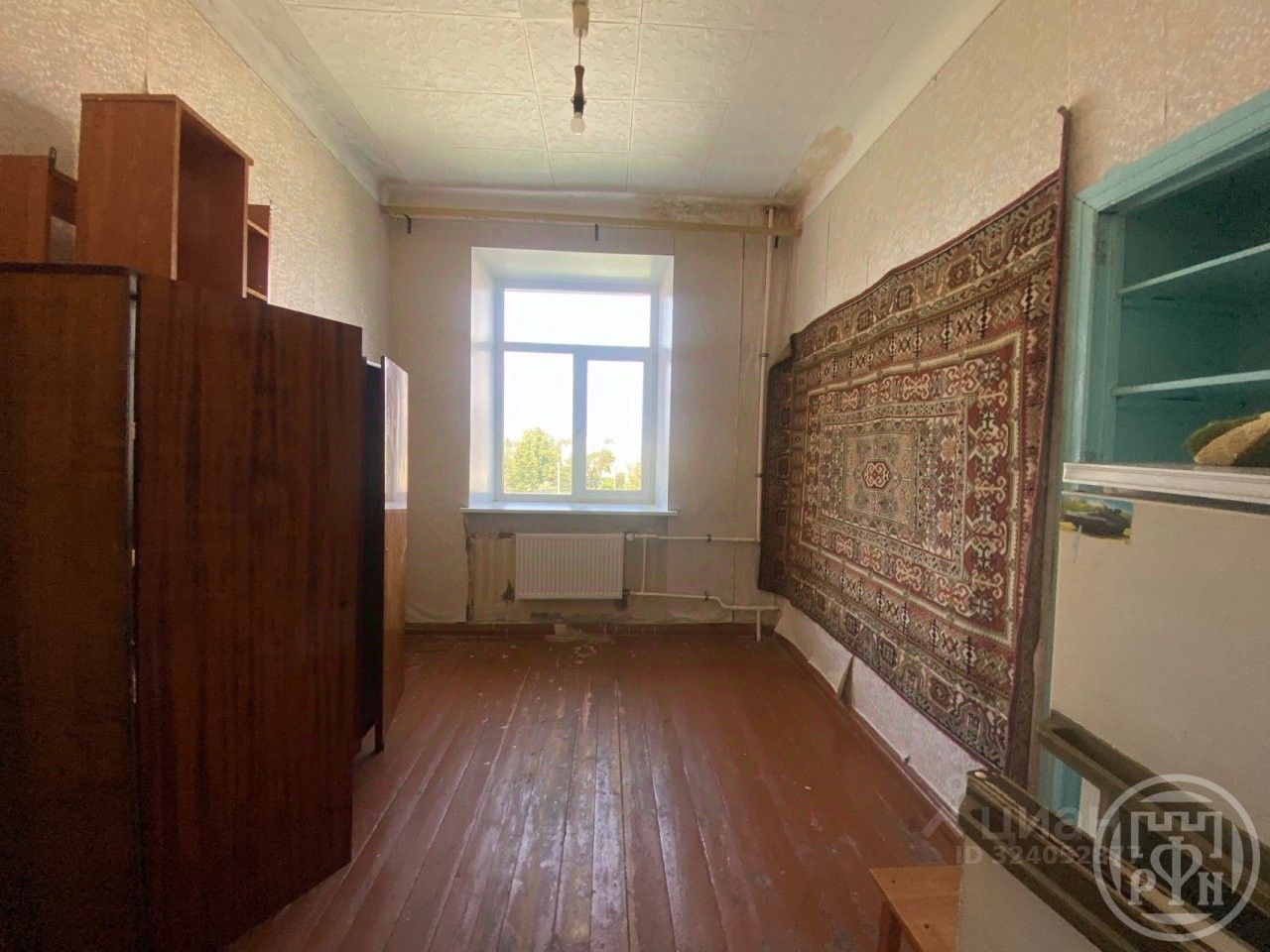 Продажа 3-комн квартиры на вторичном рынке Ломоносов, Дворцовый проспект, 51