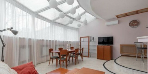 4-комн квартира ул Климашкина,  д. 16