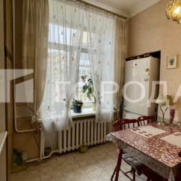 Продажа 2-комн квартиры на вторичном рынке Валовая улица,  д. 6