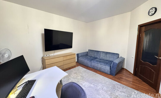 Продажа 4-комн квартиры на вторичном рынке Утиная 1-я ул,  д. 28