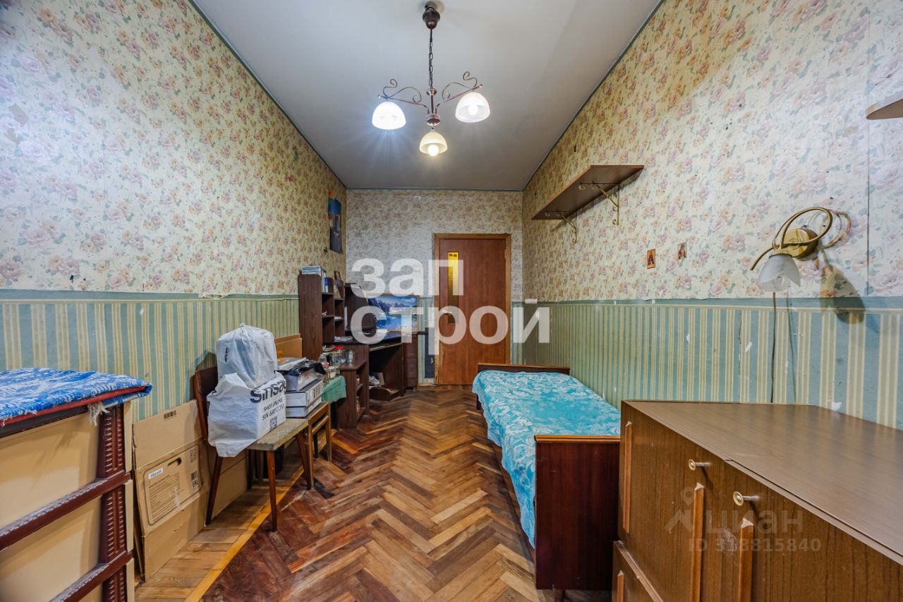 Продажа 3-комн квартиры на вторичном рынке переулок Дойников, 4-6