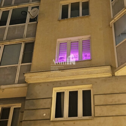 3-комн квартира улица Маршала Захарова