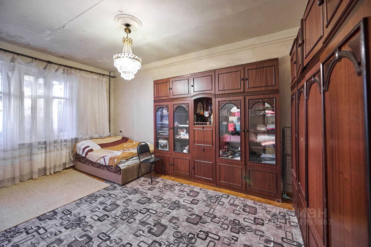 Продажа 2-комн квартиры на вторичном рынке улица Ивана Бабушкина, 23К1