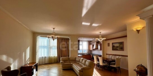 4-комн квартира пр-кт Маршала Жукова,  д. 30