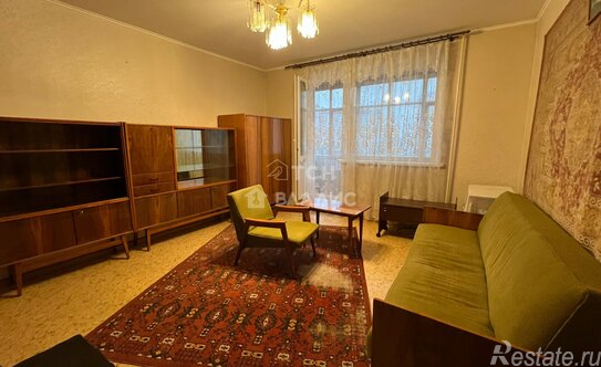 Продажа 1-комн квартиры на вторичном рынке Королев г, Космонавтов пр-кт,  д. 20/35