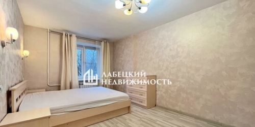2-комн квартира Просвещения пр-кт,  д. 75