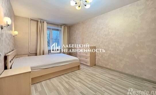 Продажа 2-комн квартиры на вторичном рынке Просвещения пр-кт,  д. 75