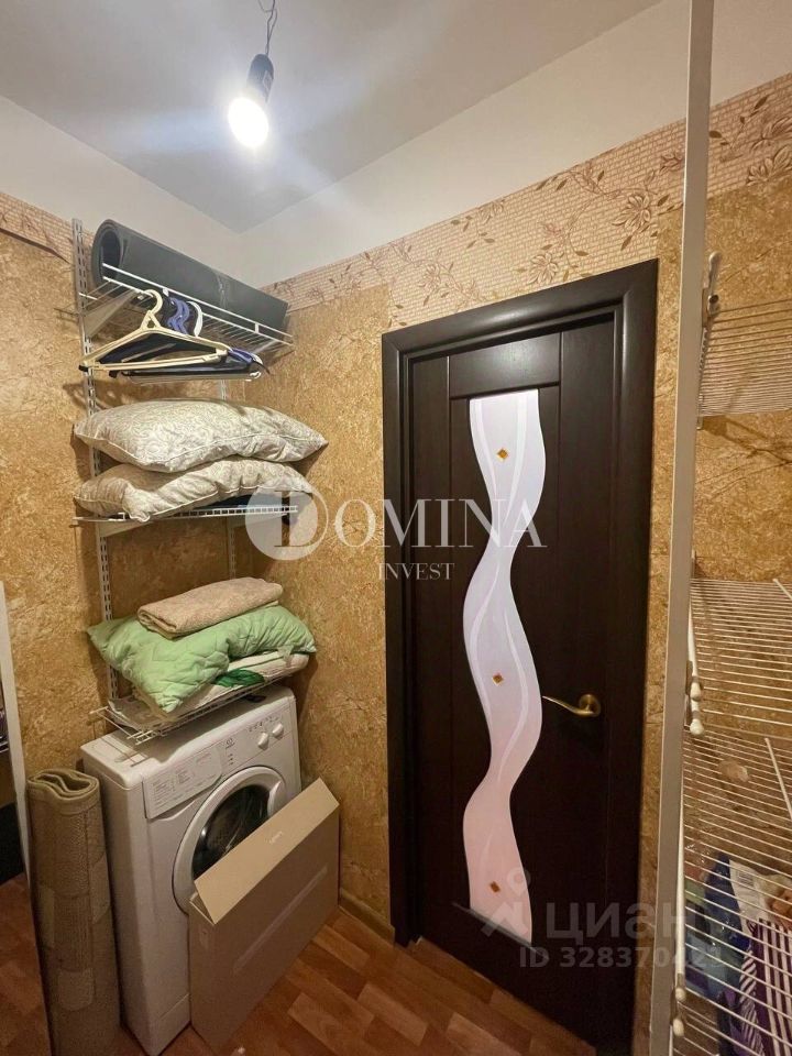 Продажа 1-комн квартиры на вторичном рынке Синявинская улица, 11к10