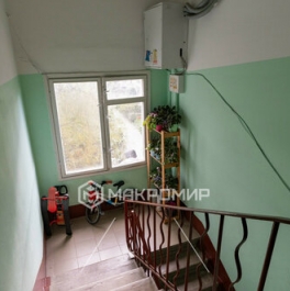 Продажа 3-комн квартиры на вторичном рынке Стачек пр-кт,  д. 204