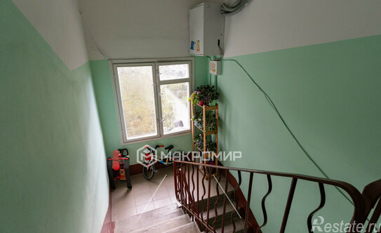 Продажа 3-комн квартиры на вторичном рынке Стачек пр-кт,  д. 204