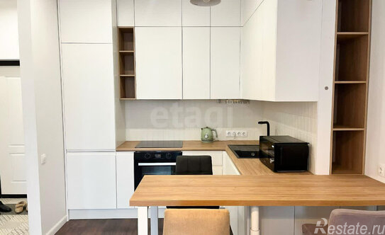 Продажа 1-комн квартиры на вторичном рынке улица Красных Зорь,  д. 33А