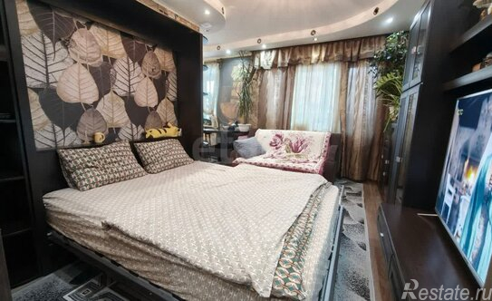 Продажа 2-комн квартиры на вторичном рынке Серпухов, Российская улица,  д. 38А