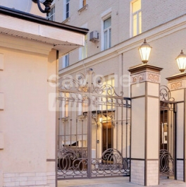 Продажа 4-комн квартиры на вторичном рынке Никитский б-р,  д. 12