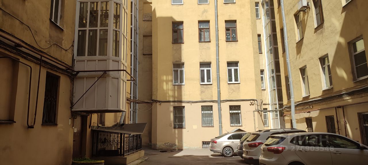 Продажа 1-комн квартиры на вторичном рынке набережная Обводного Канала, 135