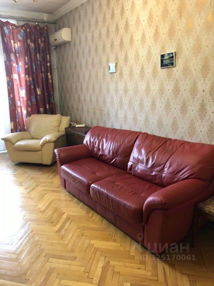 Продажа 3-комн квартиры на вторичном рынке Шарикоподшипниковская улица, 2