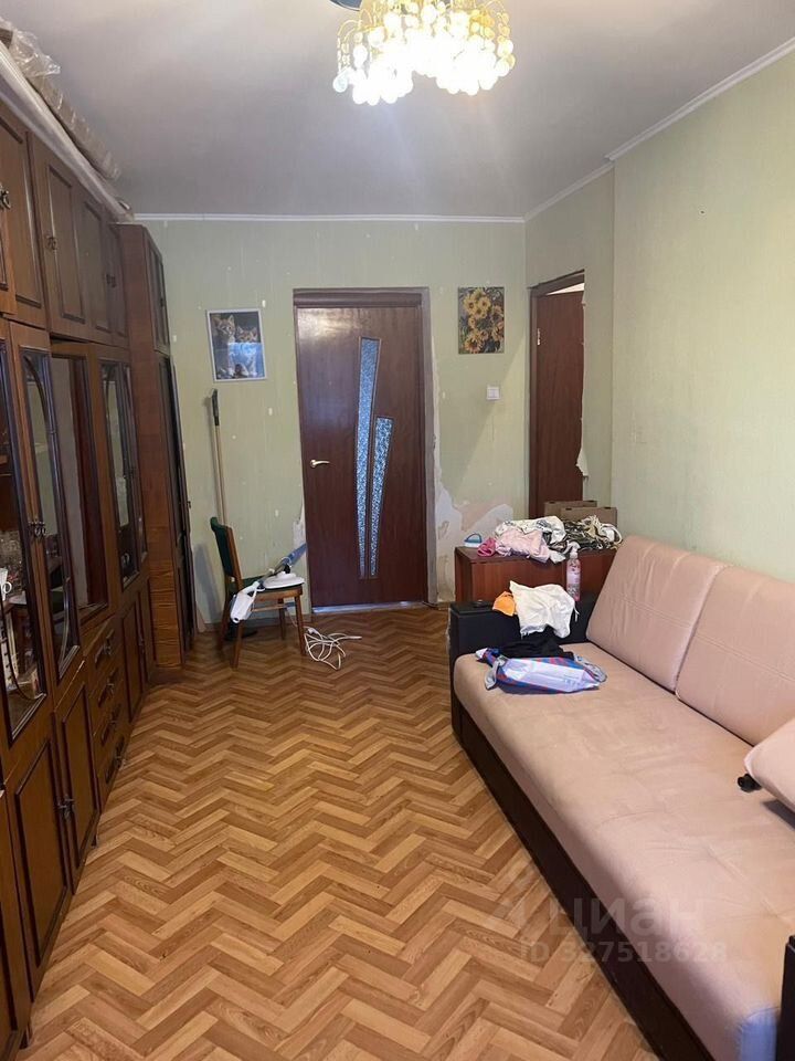 Продажа 3-комн квартиры на вторичном рынке Кировск, Набережная улица, 13
