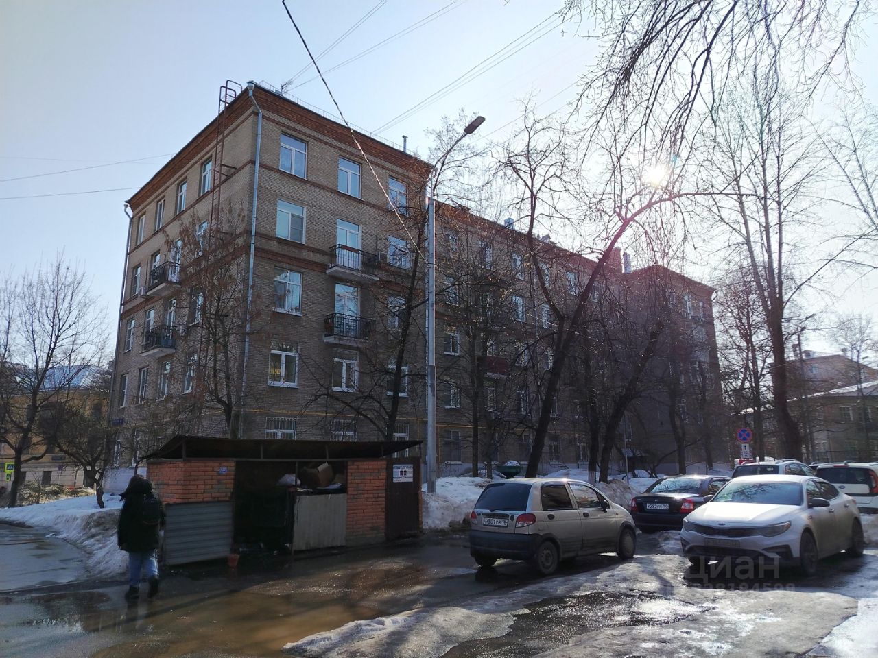 Продажа 2-комн квартиры на вторичном рынке улица Петра Романова, 14