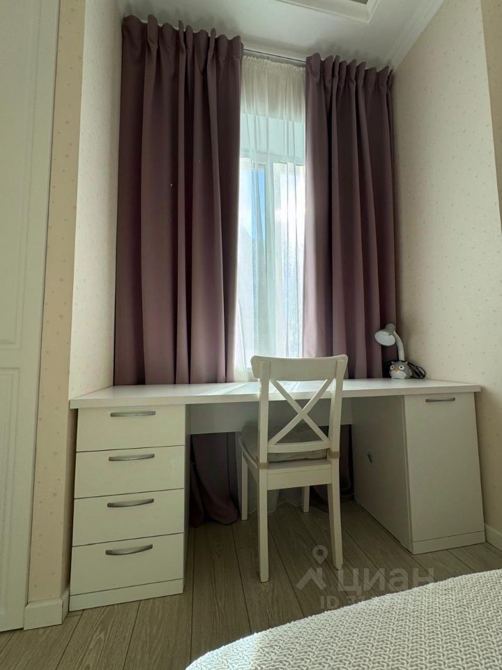 Продажа 3-комн квартиры на вторичном рынке 1/3 мкр, д. Солослово, 1