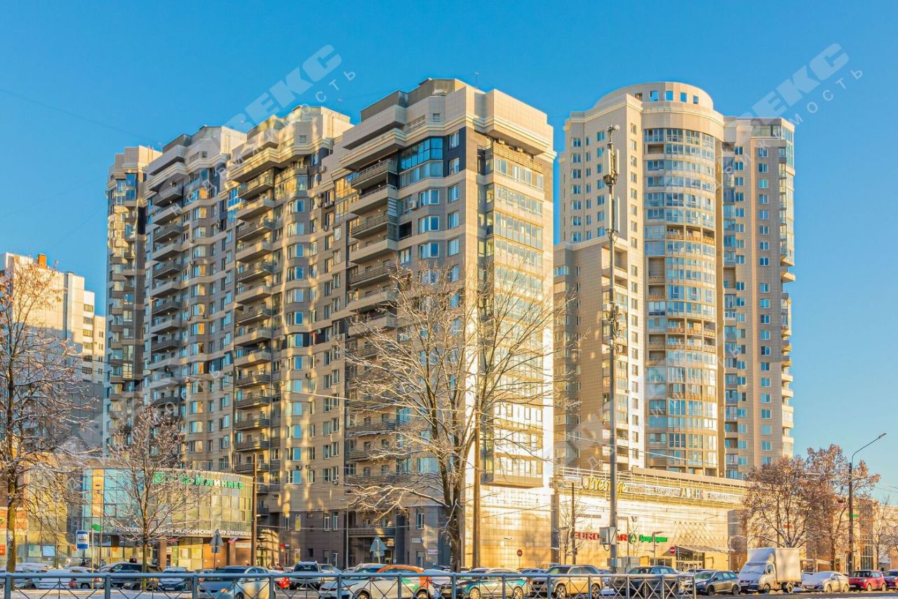 Продажа 3-комн квартиры на вторичном рынке Выборгское шоссе, 15