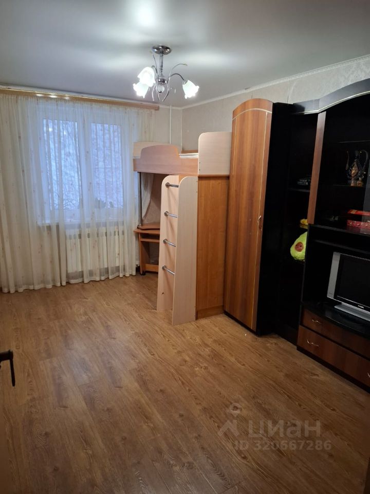 Продажа 2-комн квартиры на вторичном рынке пос. Новый Городок, 40