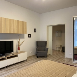 Продажа 1-комн квартиры на вторичном рынке Детская ул. ,  д. 18