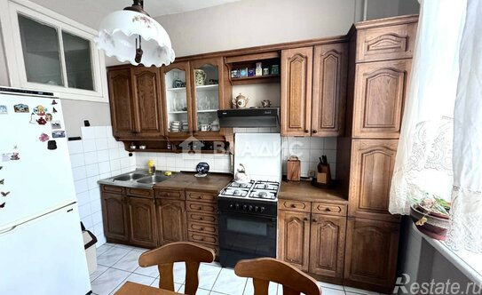 Продажа 2-комн квартиры на вторичном рынке улица Куусинена,  д. 9 к3