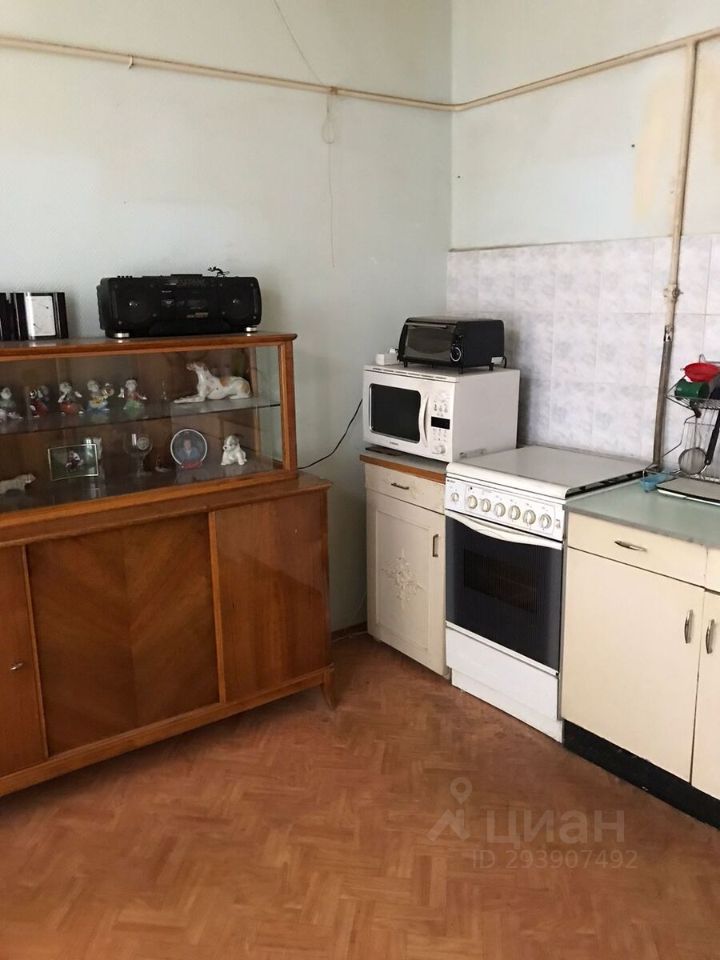 Продажа 3-комн квартиры на вторичном рынке Газовая улица, 7