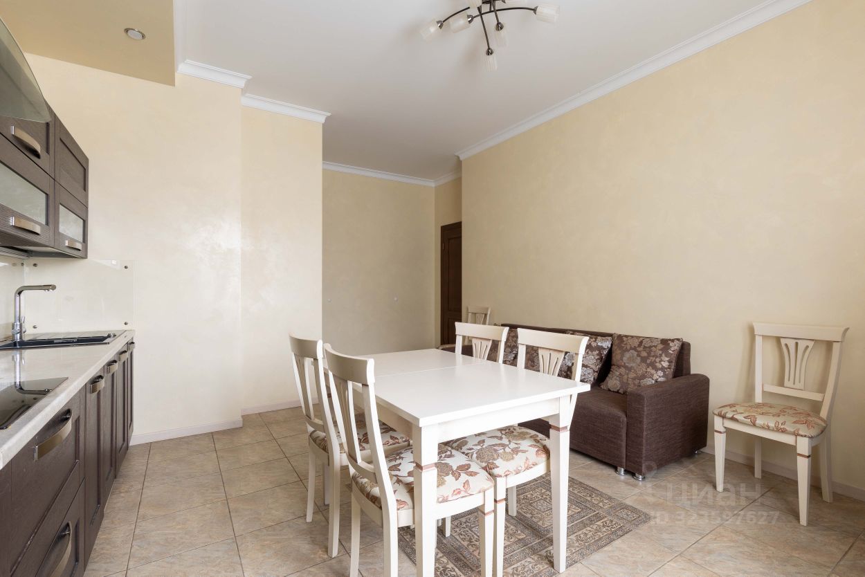 Аренда 3-комн квартиры на вторичном рынке улица Глухая Зеленина, 6