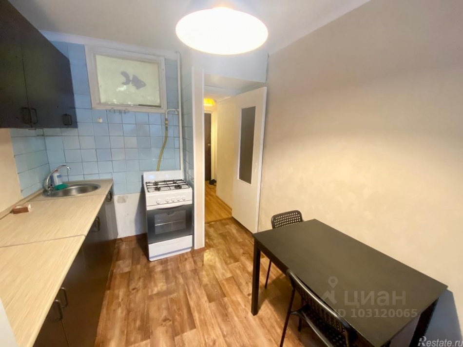 Аренда 1-комн квартиры на вторичном рынке Полоцкая улица,  д. 16