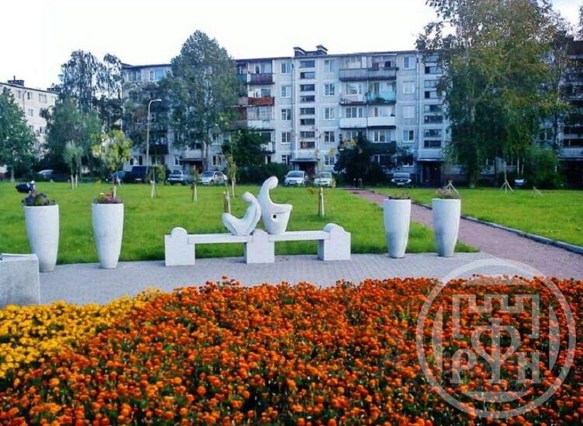 Продажа комнаты Ломоносов, улица Скуридина, 2