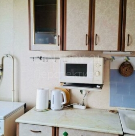 Продажа 2-комн квартиры на вторичном рынке улица Сталеваров,  д. 10 к1